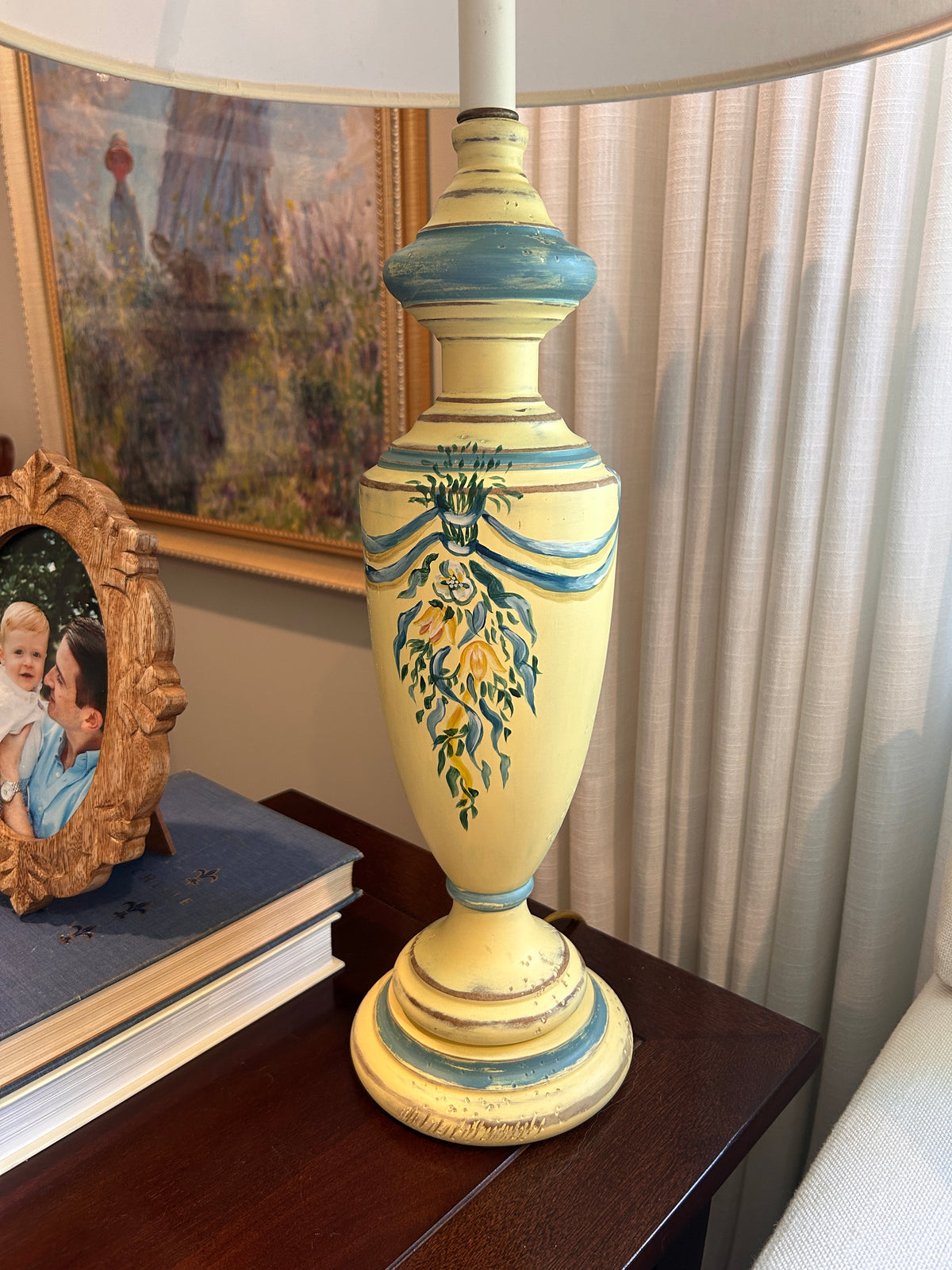 Vintage Hand-Painted Wooden Floral Table Lamp