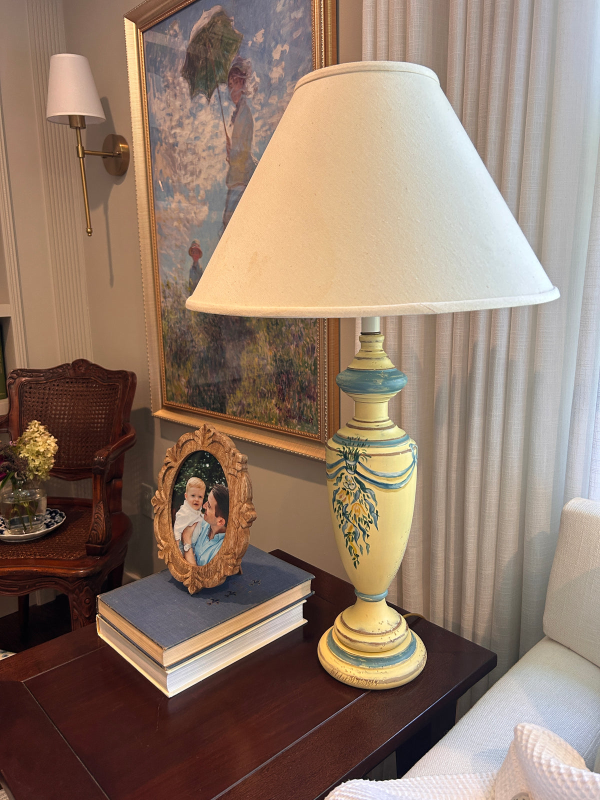 Vintage Hand-Painted Wooden Floral Table Lamp