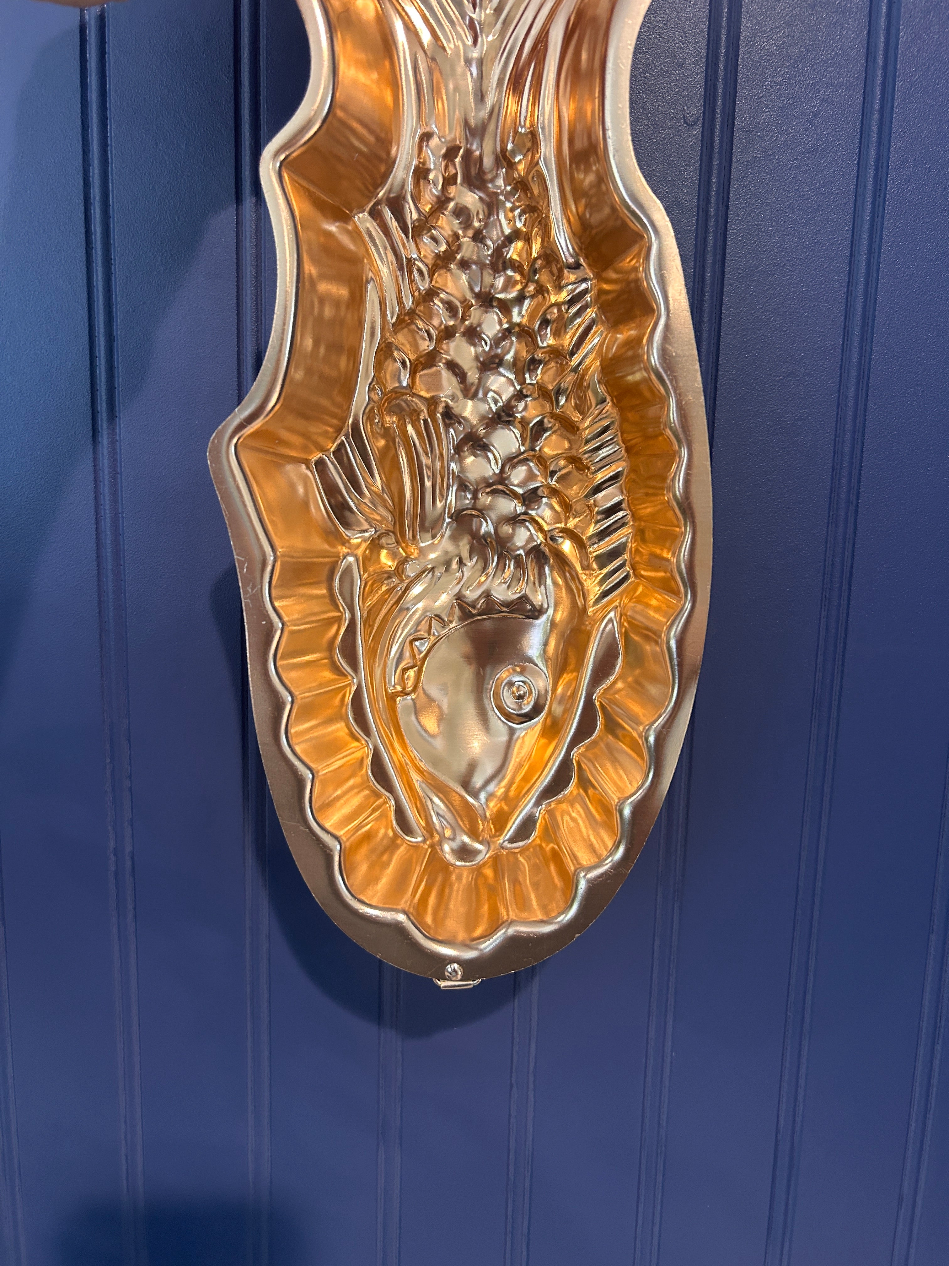 Vintage Copper-Tone Metal Fish Mold Wall Decor