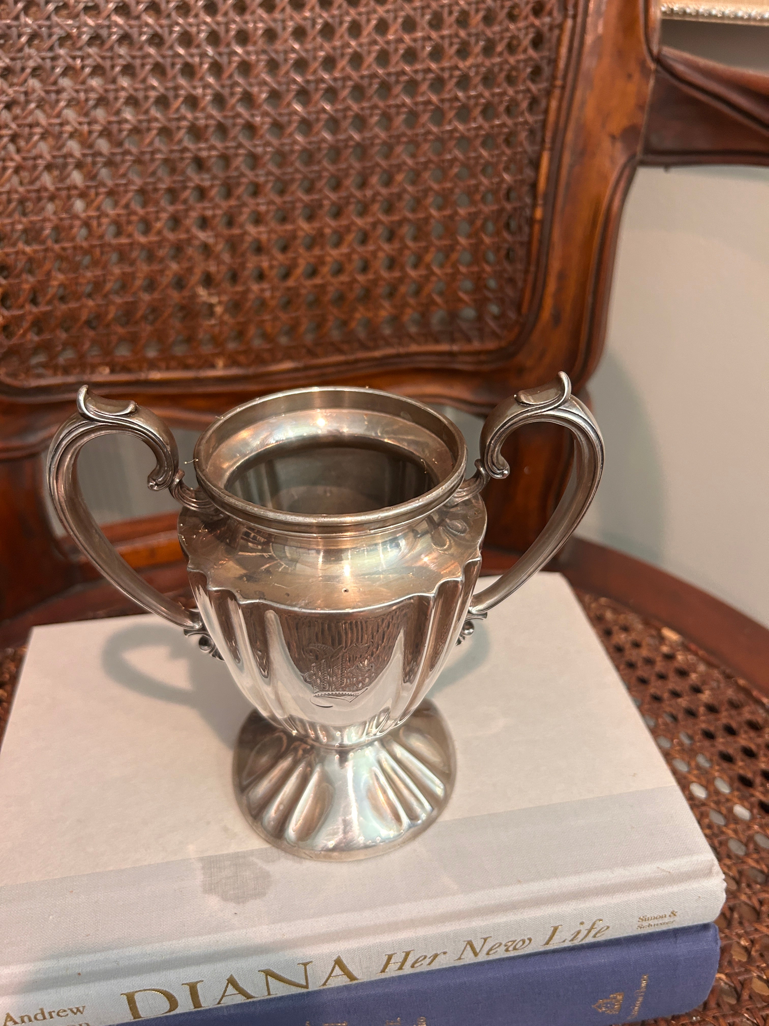 Vintage Knickerbocker Silver Co. Silverplate Trophy Cup / Vase