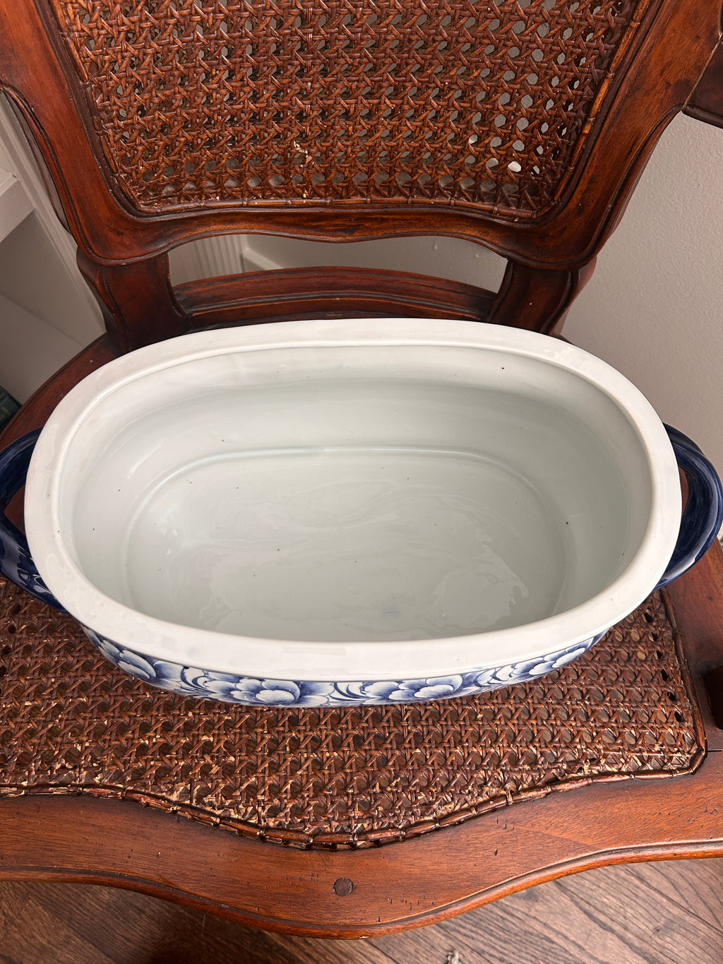 Vintage Style Blue and White Floral Footbath Planter