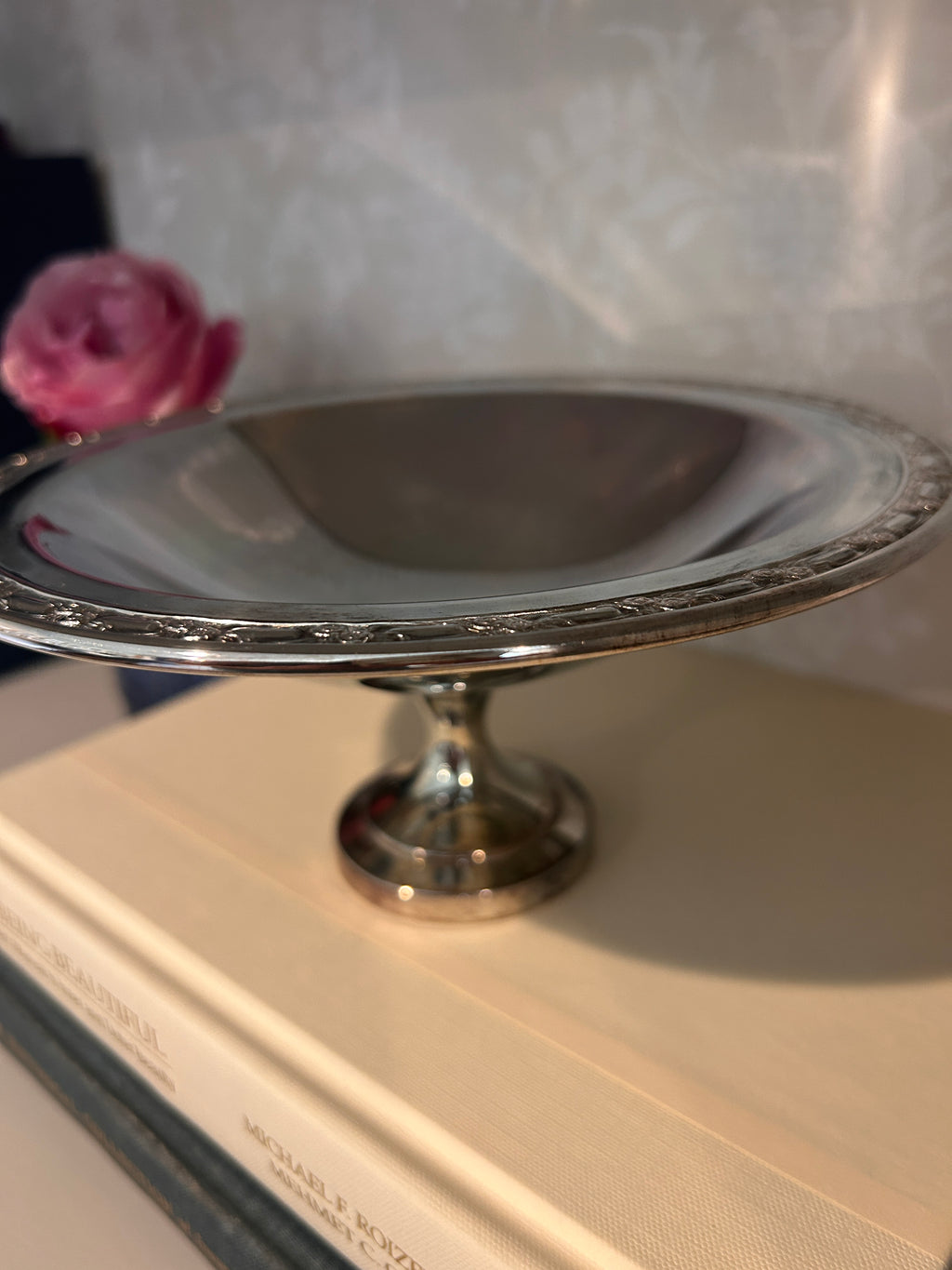 Vintage Silverplate Oneda Pedestal Dish Catchall