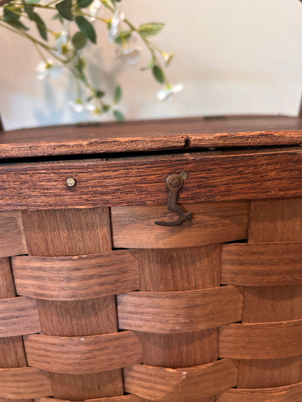Vintage Basketville Putney Vermont Picnic Basket