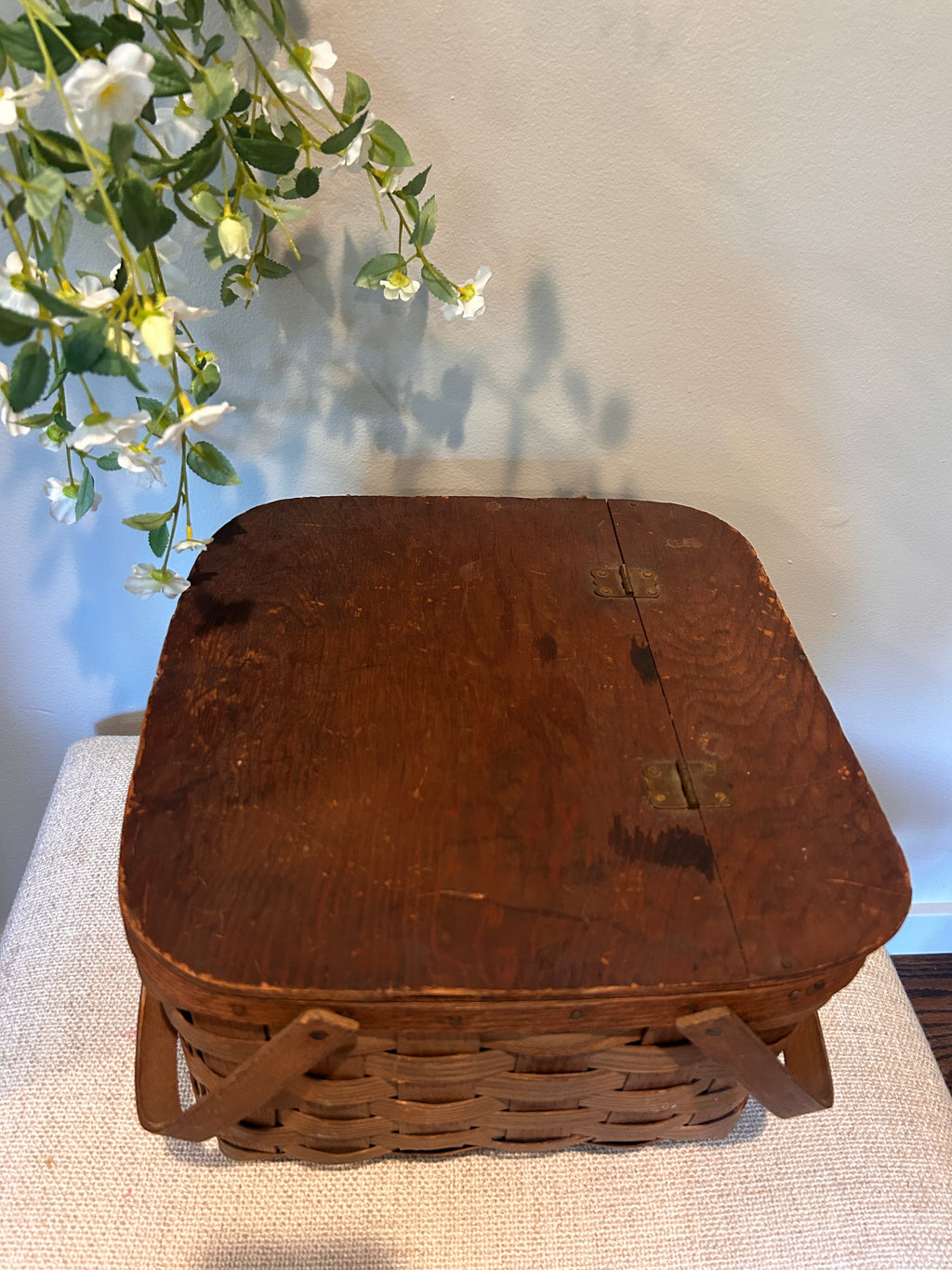 Vintage Basketville Putney Vermont Picnic Basket