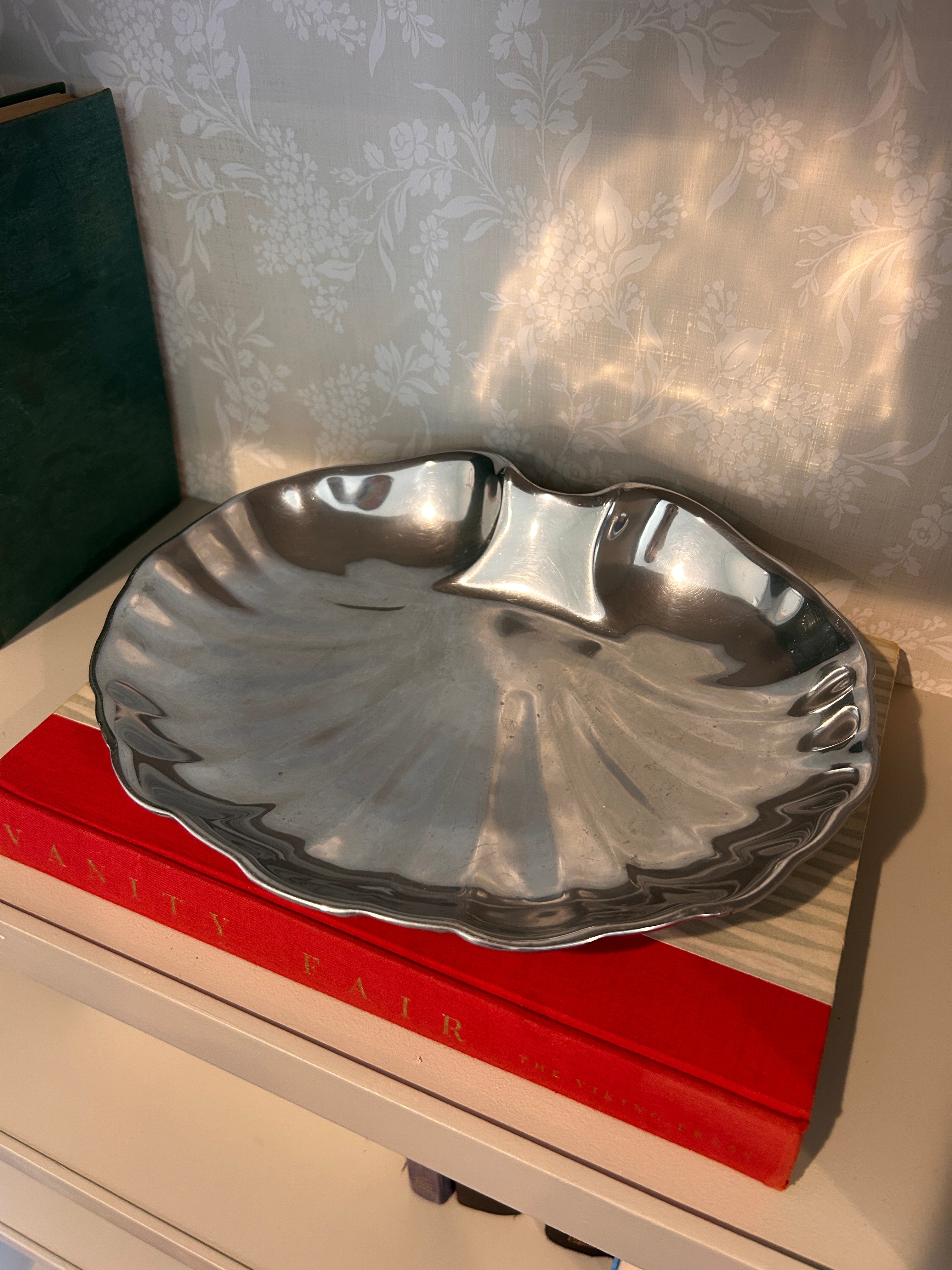 Vintage Wilton Co. RWP Pewter Shell Decorative Tray