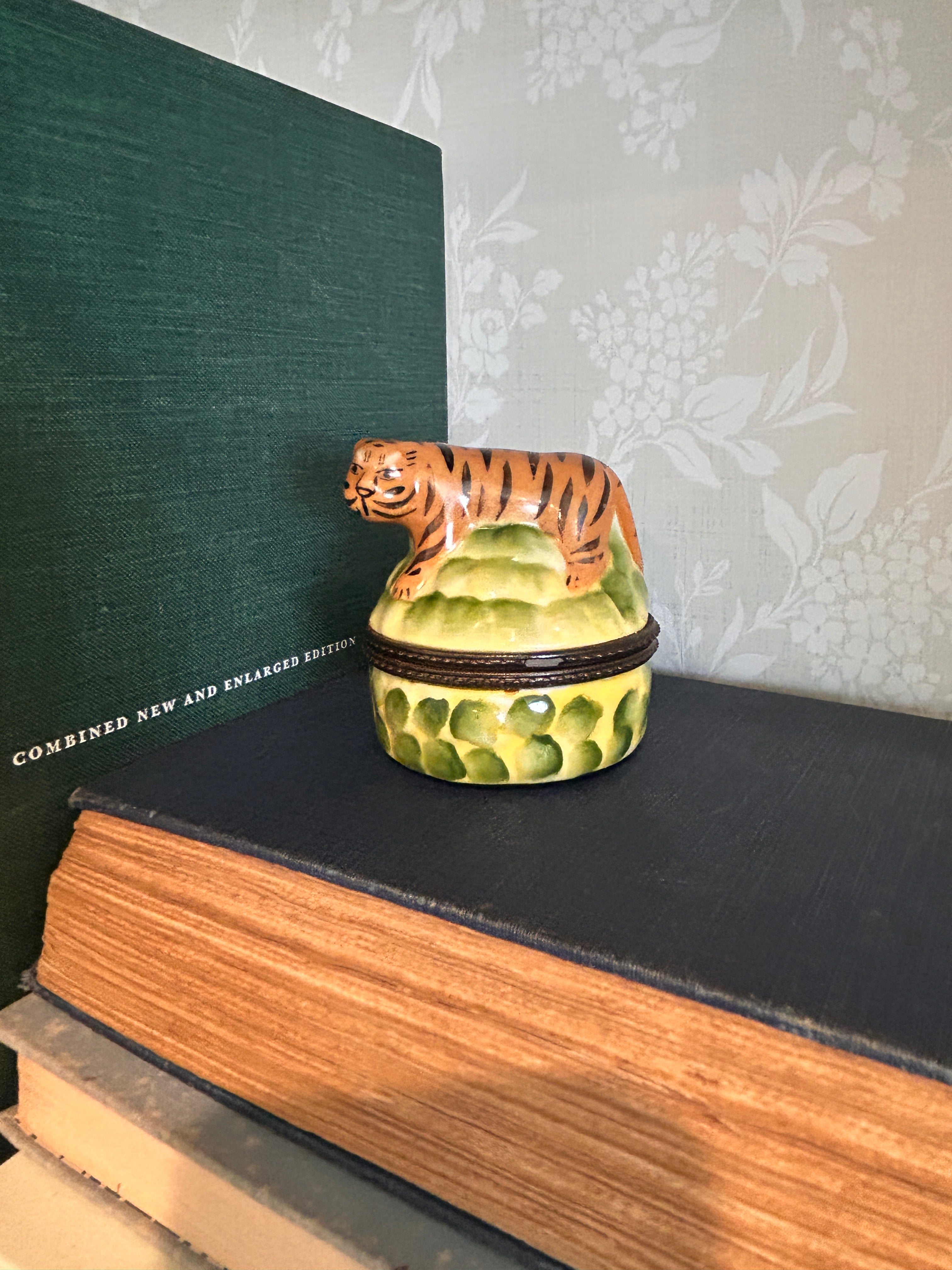 Vintage Bengal Tiger Hinged Trinket Box