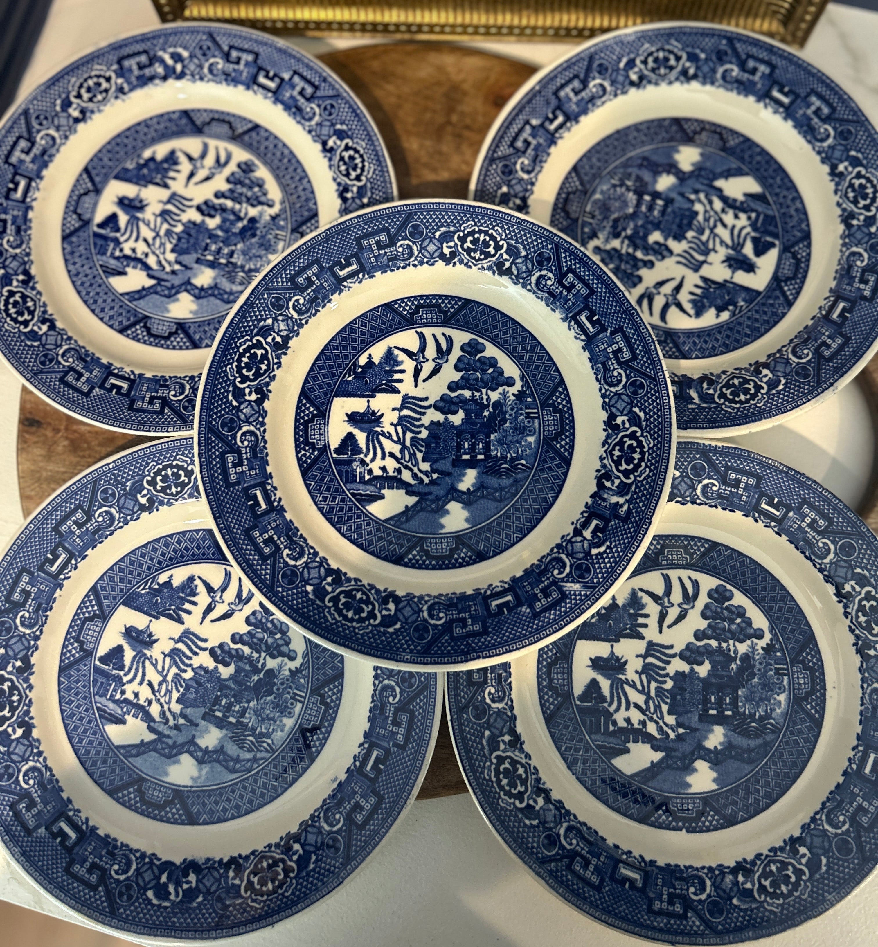 Vintage Homer Laughlin Blue Willow Plates- Set of 5